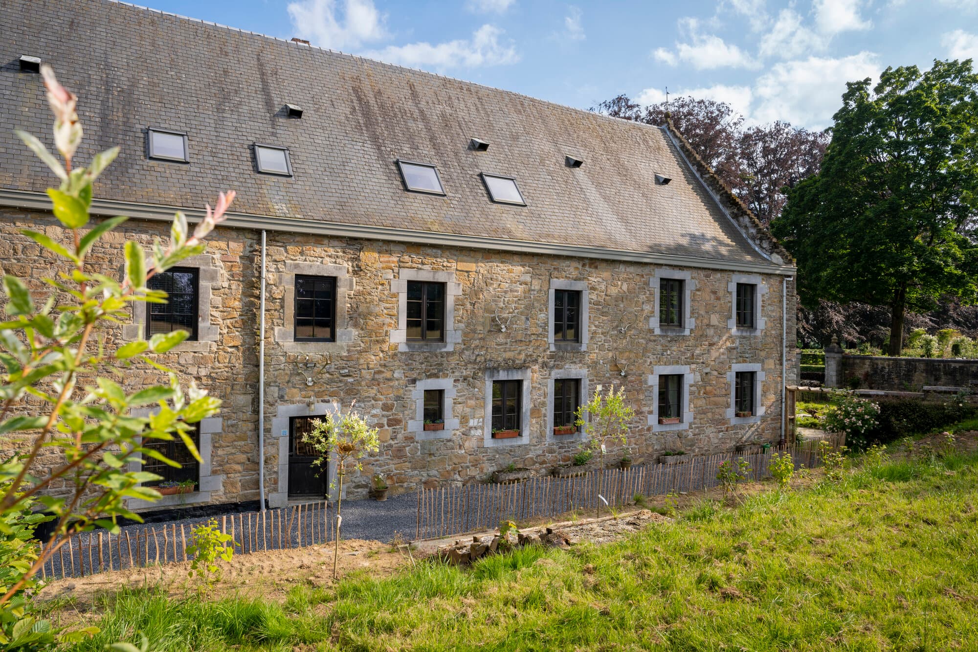 Exterior — Photo 3 of 5